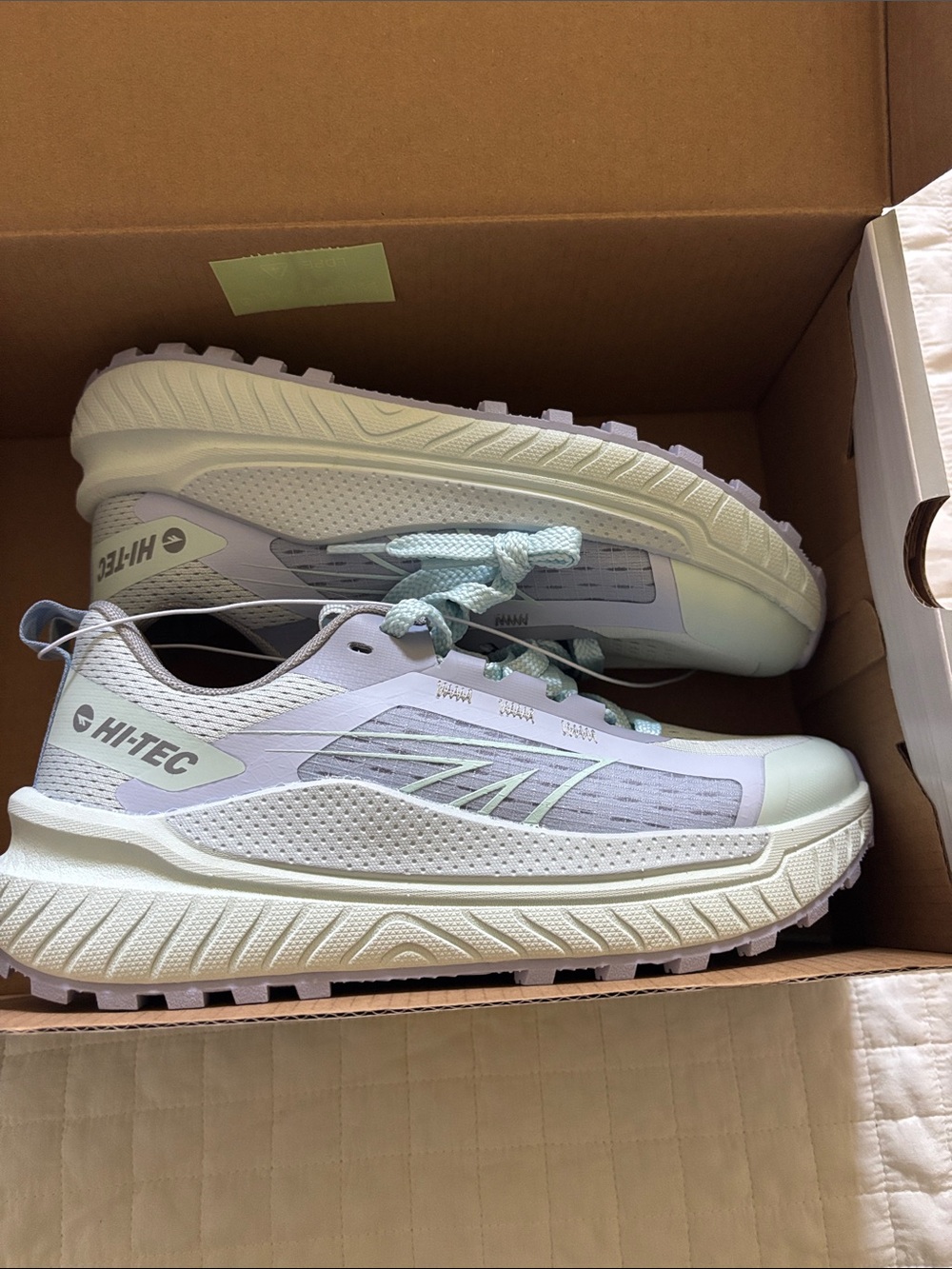 Hi-Tec Light Blue Women’s Athletic Trail Shoes Ice Castle/Arctic Ice